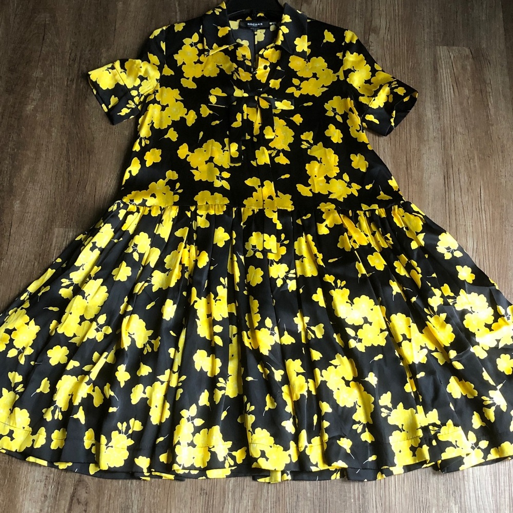 Rochas Paris shortsleeved silk dress with floral print
